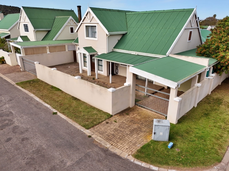 4 Bedroom Property for Sale in Stilbaai Wes Western Cape